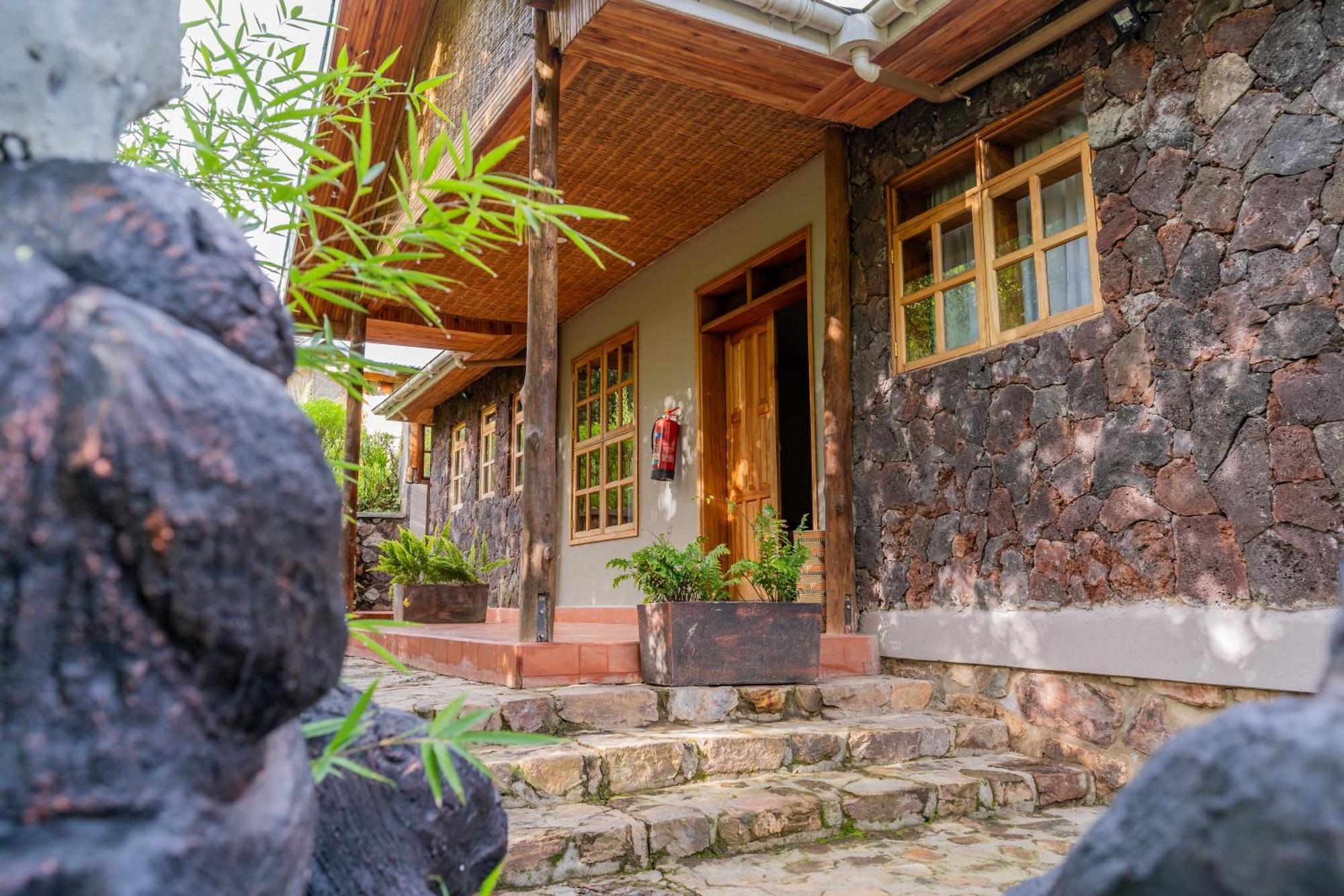 Gorilla Leisure Lodge Kisoro Exterior foto